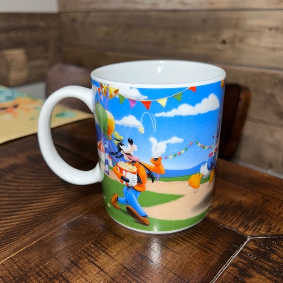 EUC Disney Mickey and Friends At The Fair Mug - Picture 4 of 8